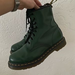 Green Dr. Martens 1460 SMOOTH LEATHER LACE UP BOOTS, size 41